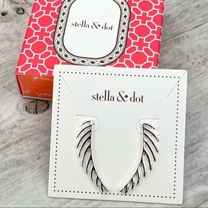 Stella & Dot Haven Ear Climbers